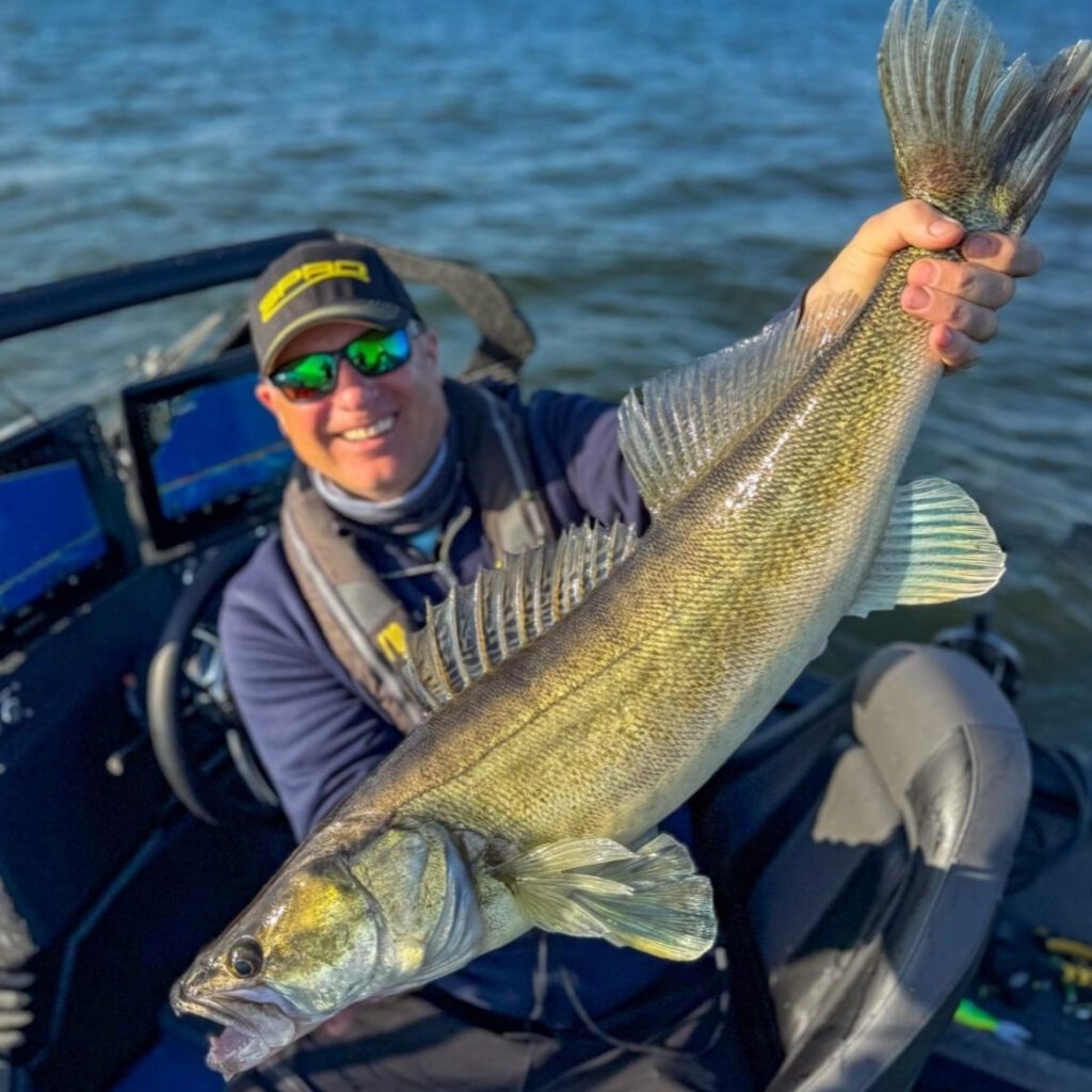 Geführte Angeltour auf dem Schweriner See – Angeln auf Zander mit Jan Pusch